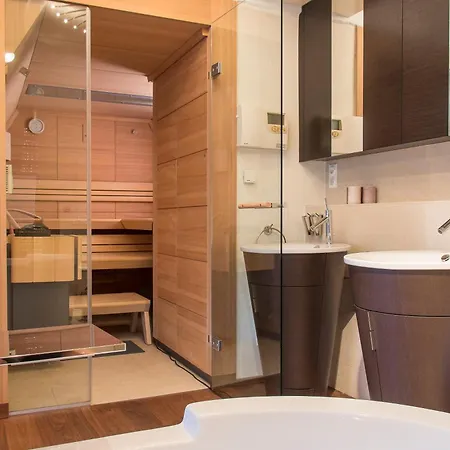 Kaiser - Centre Of * Graz