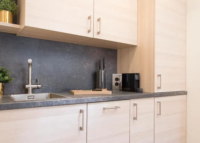 Kaiser - Centre Of Апартаменти Грац