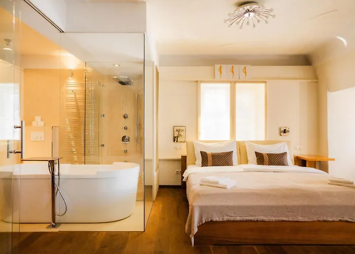 Апартаменти Kaiser - Centre Of *